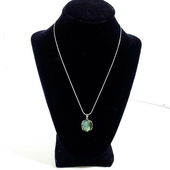 Artisan Faceted Labradorite & Silver Necklace - Picture 2 of 9